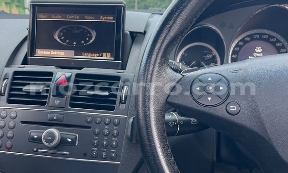 Buy Used Mercedes-Benz C-Classe Black Car in Maputo in Maputo Buy Used Mercedes-Benz C-Classe Black Car in Maputo in Maputo
