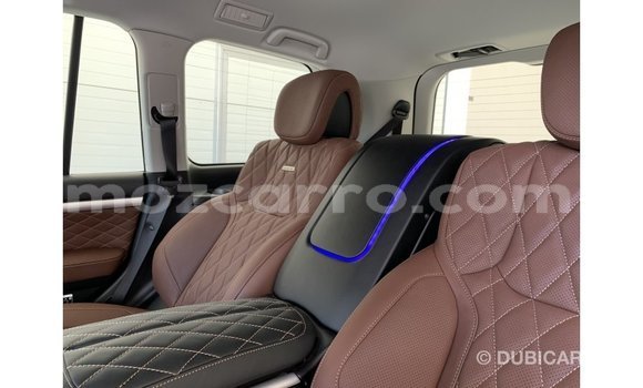 Nunua Imported Toyota Land Cruiser Nyeusi Gari ndani ya Import - Dubai nchini Cabo Delgado Nunua Imported Toyota Land Cruiser Nyeusi Gari ndani ya Import - Dubai nchini Cabo Delgado