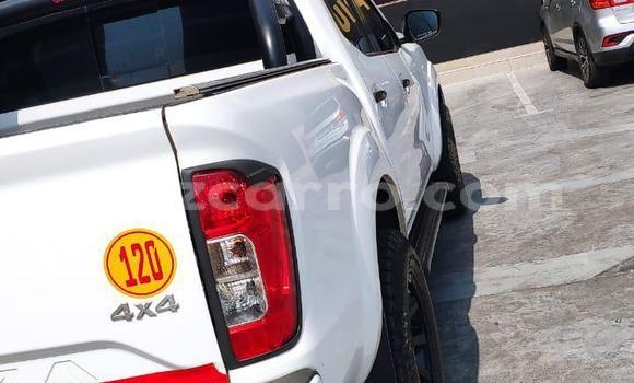 Nunua Ilio tumika Nissan Navara Nyeupe Gari ndani ya Maputo nchini Maputo Nunua Ilio tumika Nissan Navara Nyeupe Gari ndani ya Maputo nchini Maputo