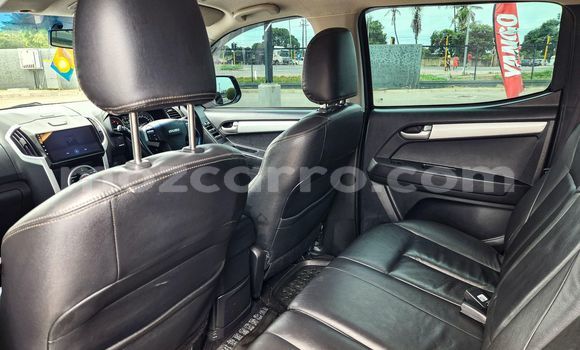 Comprar Novo Isuzu KB Prata Carro em Maputo em Maputo Comprar Novo Isuzu KB Prata Carro em Maputo em Maputo