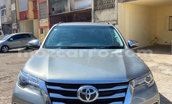 Comprar Usado Toyota Fortuner De outros Carro em Maputo em Maputo Comprar Usado Toyota Fortuner De outros Carro em Maputo em Maputo