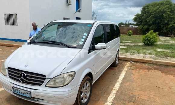 Comprar Usado Mercedes-Benz C-Classe Branco Carro em Maputo em Maputo Comprar Usado Mercedes-Benz C-Classe Branco Carro em Maputo em Maputo