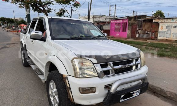 Tenga Tsaru Isuzu KB Chena Mota in Maputo in Maputo Tenga Tsaru Isuzu KB Chena Mota in Maputo in Maputo