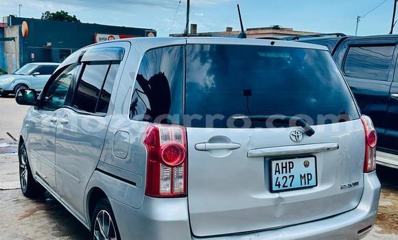 Comprar Usado Toyota Raum Prata Carro em Maputo em Maputo Comprar Usado Toyota Raum Prata Carro em Maputo em Maputo