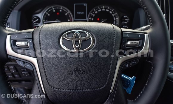 Nunua Imported Toyota Land Cruiser Nyeupe Gari ndani ya Import - Dubai nchini Cabo Delgado Nunua Imported Toyota Land Cruiser Nyeupe Gari ndani ya Import - Dubai nchini Cabo Delgado