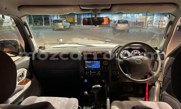 Nunua Ilio tumika Toyota Land Cruiser Prado Nyeupe Gari ndani ya Maputo nchini Maputo Nunua Ilio tumika Toyota Land Cruiser Prado Nyeupe Gari ndani ya Maputo nchini Maputo