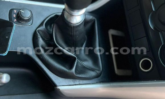 Comprar Novo Mazda BT-50 Vermelho Carro em Maputo em Maputo Comprar Novo Mazda BT-50 Vermelho Carro em Maputo em Maputo