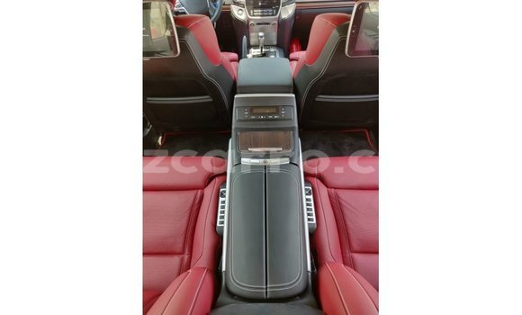 Tenga Imported Toyota Land Cruiser Nhema Mota in Import - Dubai in Cabo Delgado Tenga Imported Toyota Land Cruiser Nhema Mota in Import - Dubai in Cabo Delgado