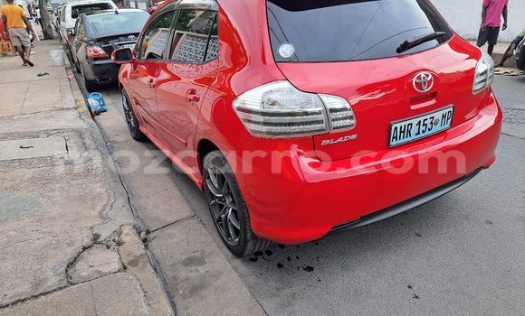 Tenga Tsaru Toyota Blade Tsvuku Mota in Maputo in Maputo Tenga Tsaru Toyota Blade Tsvuku Mota in Maputo in Maputo