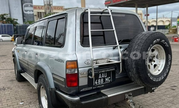 Nunua Ilio tumika Toyota Land Cruiser Nyingine Gari ndani ya Maputo nchini Maputo Nunua Ilio tumika Toyota Land Cruiser Nyingine Gari ndani ya Maputo nchini Maputo