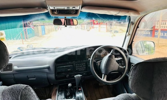 Nunua Ilio tumika Toyota Land Cruiser Nyingine Gari ndani ya Maputo nchini Maputo Nunua Ilio tumika Toyota Land Cruiser Nyingine Gari ndani ya Maputo nchini Maputo
