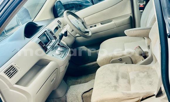 Comprar Usado Toyota Raum Prata Carro em Maputo em Maputo Comprar Usado Toyota Raum Prata Carro em Maputo em Maputo