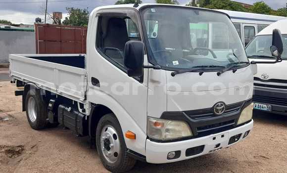 Tenga Tsaru Toyota Hiace Chena Mota in Maputo in Maputo Tenga Tsaru Toyota Hiace Chena Mota in Maputo in Maputo