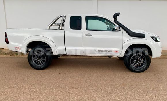 Comprar Usado Toyota Hilux Branco Carro em Maputo em Maputo Comprar Usado Toyota Hilux Branco Carro em Maputo em Maputo