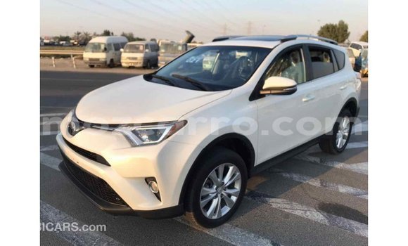 Comprar Importar Toyota Ade Branco Caminhão em Import - Dubai em Cabo Delgado Comprar Importar Toyota Ade Branco Caminhão em Import - Dubai em Cabo Delgado