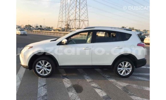 Comprar Importar Toyota Ade Branco Caminhão em Import - Dubai em Cabo Delgado Comprar Importar Toyota Ade Branco Caminhão em Import - Dubai em Cabo Delgado