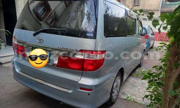 Tenga Tsaru Toyota Alphard Zvimwe Mota in Maputo in Maputo Tenga Tsaru Toyota Alphard Zvimwe Mota in Maputo in Maputo