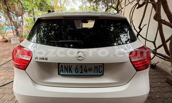 Nunua Mpya Mercedes‒Benz A-Class Nyeupe Gari ndani ya Maputo nchini Maputo Nunua Mpya Mercedes‒Benz A-Class Nyeupe Gari ndani ya Maputo nchini Maputo