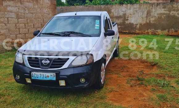 Comprar Usado Nissan NP 300 Branco Carro em Maputo em Maputo Comprar Usado Nissan NP 300 Branco Carro em Maputo em Maputo