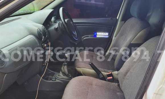 Comprar Usado Nissan NP 300 Branco Carro em Maputo em Maputo Comprar Usado Nissan NP 300 Branco Carro em Maputo em Maputo