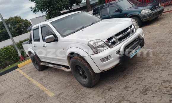 Buy Used Isuzu KB White Car in Maputo in Maputo Buy Used Isuzu KB White Car in Maputo in Maputo