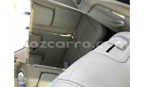 Tenga Imported Toyota Highlander Zvimwe Mota in Import - Dubai in Cabo Delgado Tenga Imported Toyota Highlander Zvimwe Mota in Import - Dubai in Cabo Delgado