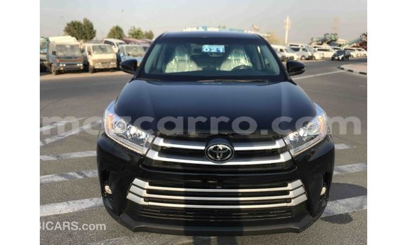 Tenga Imported Toyota Highlander Nhema Mota in Import - Dubai in Cabo Delgado Tenga Imported Toyota Highlander Nhema Mota in Import - Dubai in Cabo Delgado