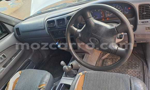 Buy Used Toyota Hilux White Car in Maputo in Maputo Buy Used Toyota Hilux White Car in Maputo in Maputo