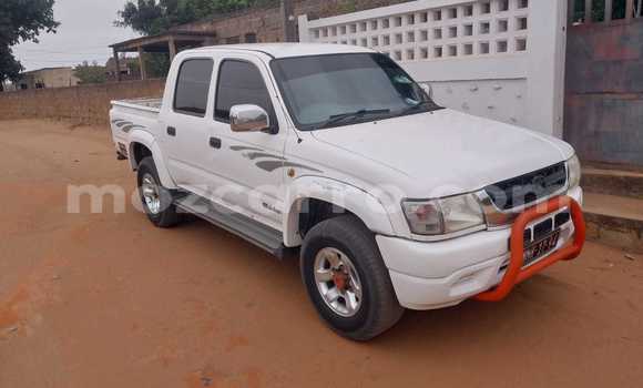Buy Used Toyota Hilux White Car in Maputo in Maputo Buy Used Toyota Hilux White Car in Maputo in Maputo