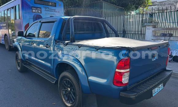 Tenga Tsaru Toyota Hilux Bhuruu Mota in Maputo in Maputo