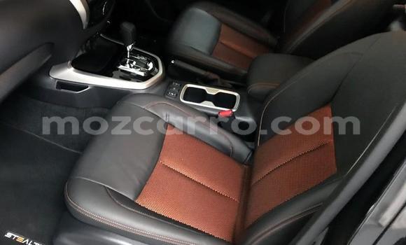Buy Used Nissan Navara Black Car in Gilé in Zambezia Buy Used Nissan Navara Black Car in Gilé in Zambezia