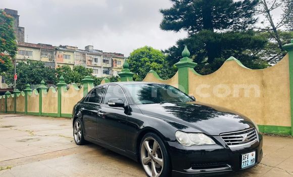 Comprar Usado Toyota Mark X Preto Carro em Maputo em Maputo