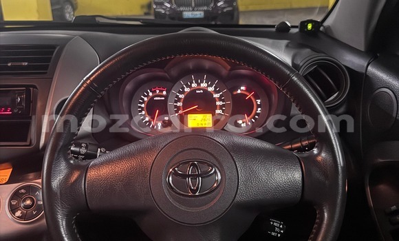 Comprar Usado Toyota RAV4 De outros Carro em Maputo em Maputo Comprar Usado Toyota RAV4 De outros Carro em Maputo em Maputo
