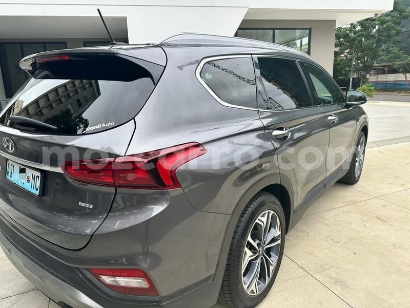 Big with watermark hyundai santa fe maputo maputo 34427