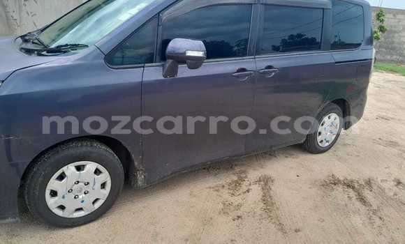 Comprar Usado Toyota Voxy Preto Carro em Maputo em Maputo Comprar Usado Toyota Voxy Preto Carro em Maputo em Maputo