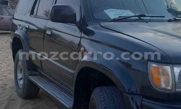 Nunua Ilio tumika Toyota Hilux Surf Nyeusi Gari ndani ya Maputo nchini Maputo Nunua Ilio tumika Toyota Hilux Surf Nyeusi Gari ndani ya Maputo nchini Maputo