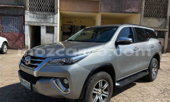Buy Used Toyota Fortuner Silver Car in Maputo in Maputo Buy Used Toyota Fortuner Silver Car in Maputo in Maputo