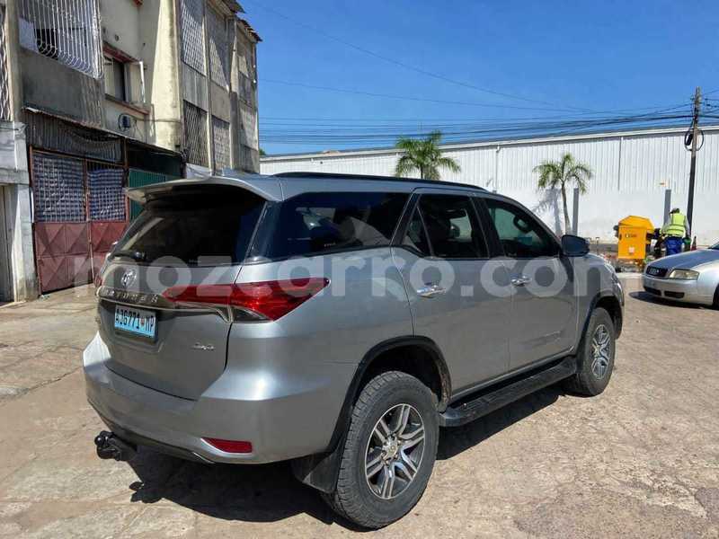 Big with watermark toyota fortuner maputo maputo 34462