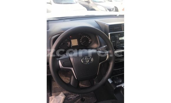 Nunua Imported Toyota Prado Nyeusi Gari ndani ya Import - Dubai nchini Cabo Delgado Nunua Imported Toyota Prado Nyeusi Gari ndani ya Import - Dubai nchini Cabo Delgado