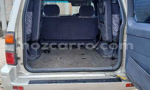 Nunua Ilio tumika Toyota Land Cruiser Prado Fedha Gari ndani ya Maputo nchini Maputo Nunua Ilio tumika Toyota Land Cruiser Prado Fedha Gari ndani ya Maputo nchini Maputo