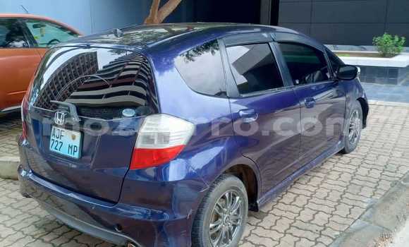Nunua Ilio tumika Honda Fit Bluu Gari ndani ya Maputo nchini Maputo Nunua Ilio tumika Honda Fit Bluu Gari ndani ya Maputo nchini Maputo