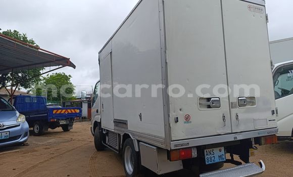 Buy Used Toyota Dyna White Car in Maputo in Maputo Buy Used Toyota Dyna White Car in Maputo in Maputo