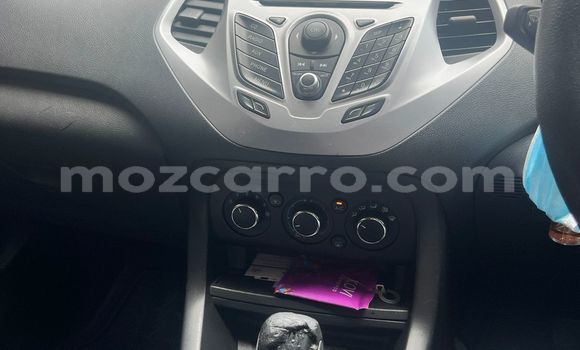 Tenga Tsaru Ford Fiesta Chena Mota in Maputo in Maputo Tenga Tsaru Ford Fiesta Chena Mota in Maputo in Maputo