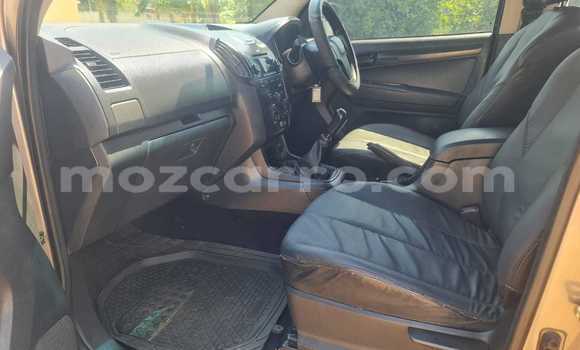 Tenga Tsaru Isuzu D-MAX Bhurawuni Mota in Maputo in Maputo Tenga Tsaru Isuzu D-MAX Bhurawuni Mota in Maputo in Maputo