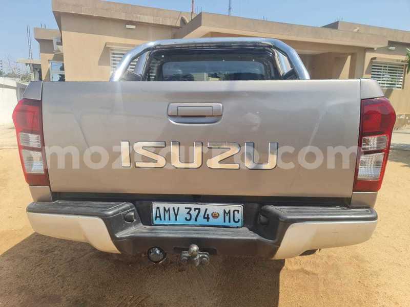 Big with watermark isuzu d max maputo maputo 34500