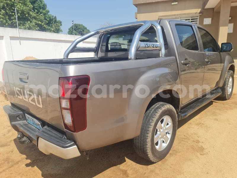 Big with watermark isuzu d max maputo maputo 34500