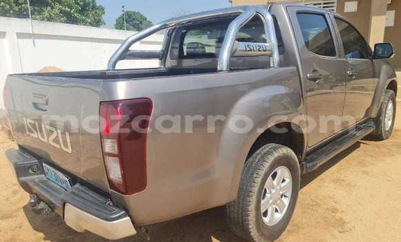 Tenga Tsaru Isuzu D-MAX Bhurawuni Mota in Maputo in Maputo Tenga Tsaru Isuzu D-MAX Bhurawuni Mota in Maputo in Maputo