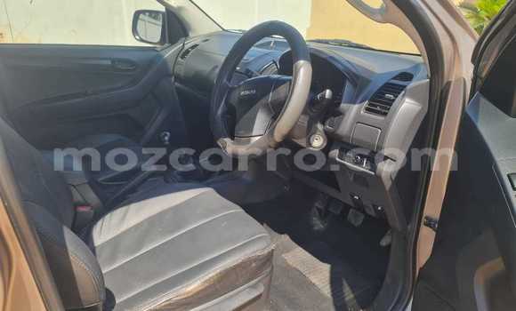 Tenga Tsaru Isuzu D-MAX Bhurawuni Mota in Maputo in Maputo Tenga Tsaru Isuzu D-MAX Bhurawuni Mota in Maputo in Maputo