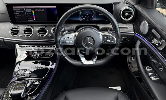 Comprar Novo Mercedes-Benz C-Classe Preto Carro em Maputo em Maputo Comprar Novo Mercedes-Benz C-Classe Preto Carro em Maputo em Maputo
