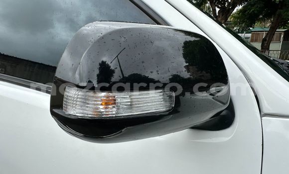 Buy Used Toyota Hilux White Car in Maputo in Maputo Buy Used Toyota Hilux White Car in Maputo in Maputo